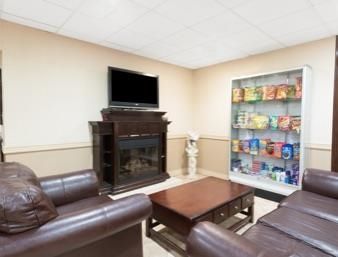 Super 8 By Wyndham Cambridge/kitchener/waterloo Area