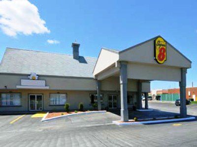 Super 8 By Wyndham Cambridge/kitchener/waterloo Area Cambridge